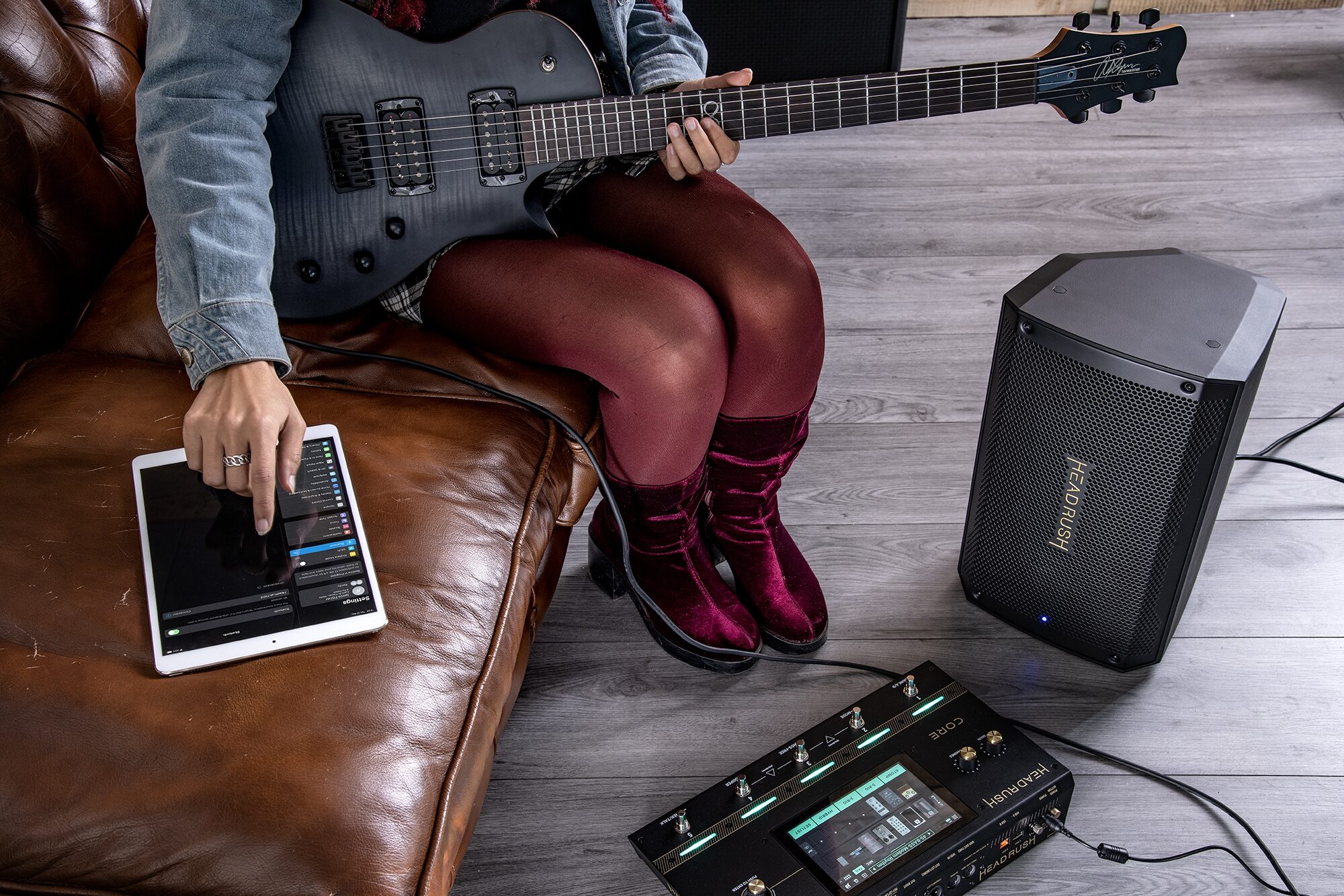 HeadRush FRFR112 MKII Bluetooth Powered Speaker Cabinet (2500 Watts) 14 HeadRush FRFR112 MKII Bluetooth Powered Speaker Cabinet (2500 Watts)