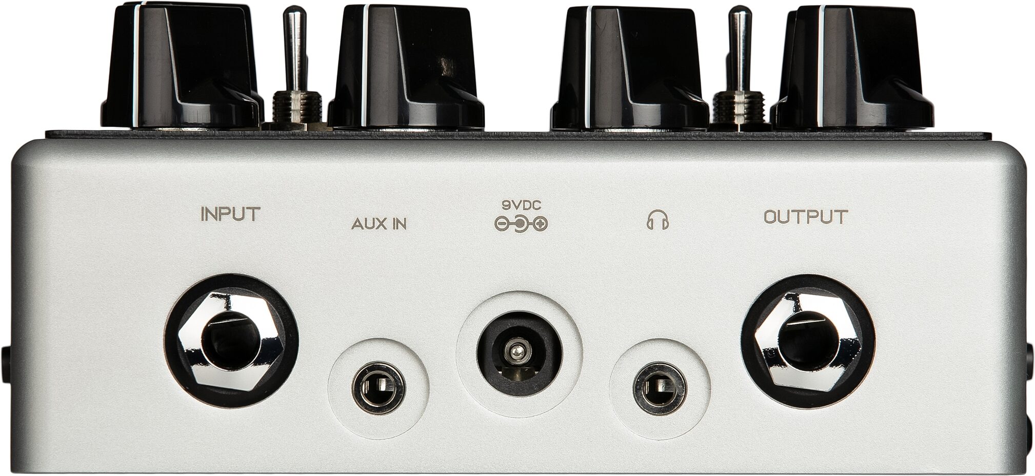 Darkglass B7K Ultra V2 Analog Bass Preamp Pedal 2 Darkglass B7K Ultra V2 Analog Bass Preamp Pedal
