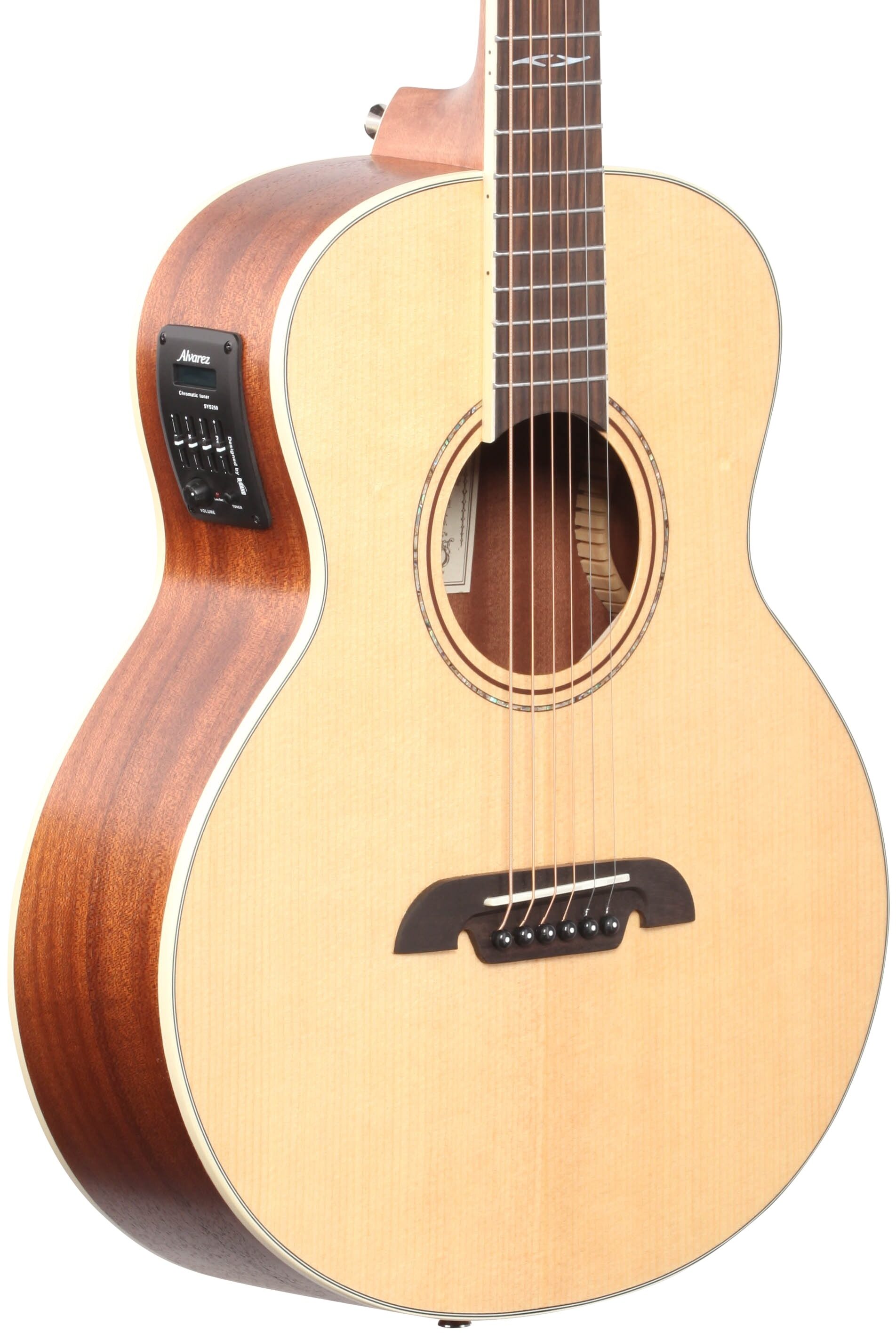 Alvarez LJ2 Little Acoustic-Electric Guitar (with Gig Bag)