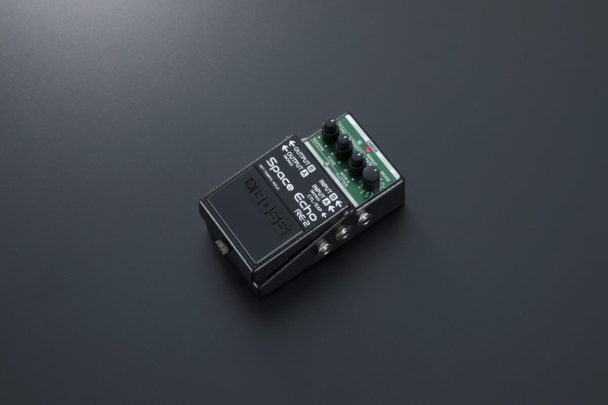 Boss RE-2 Space Echo Delay Pedal 4 Boss RE-2 Space Echo Delay Pedal